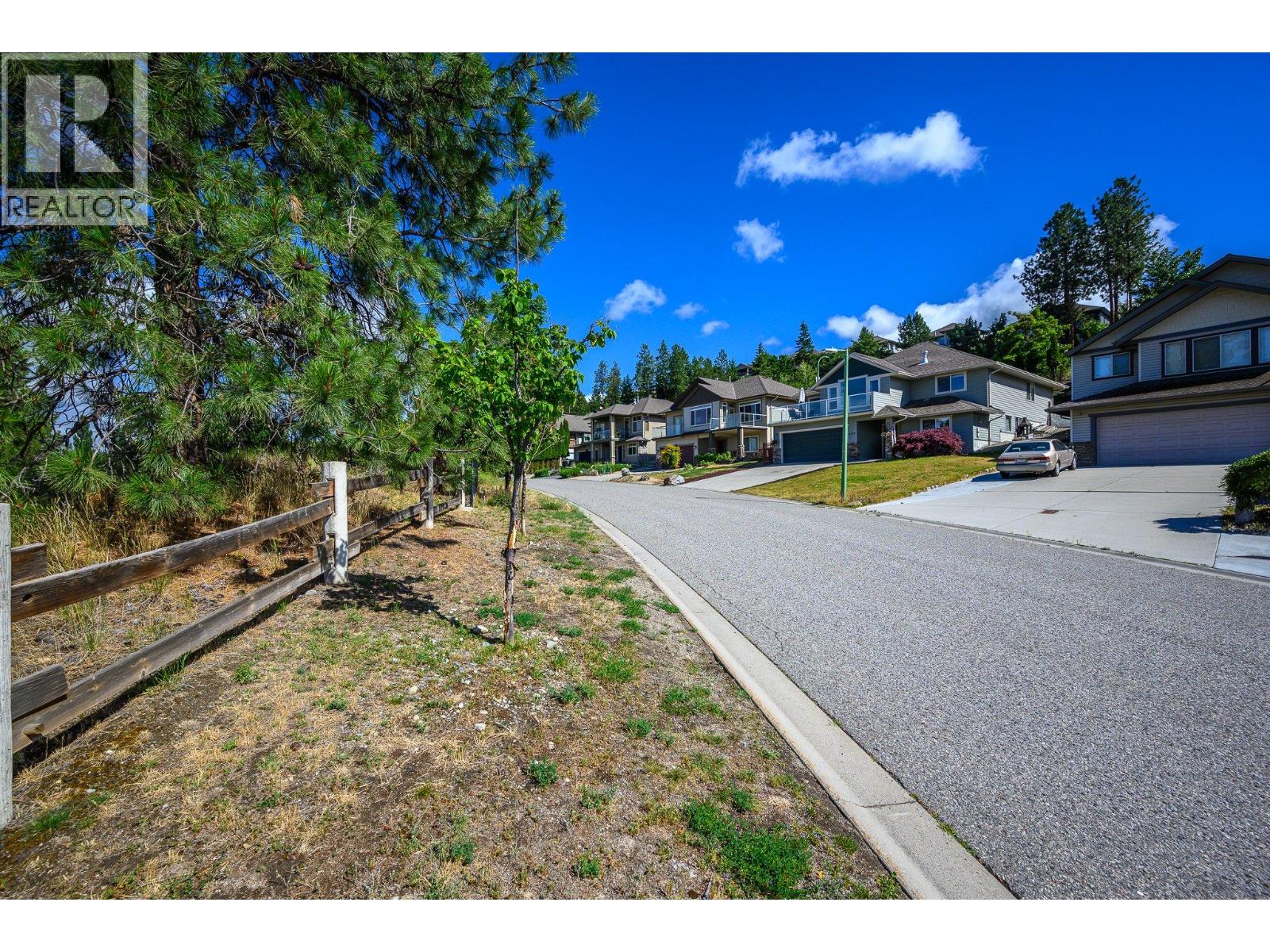 4979 Windsong Crescent, Kelowna, British Columbia  V1W 5C4 - Photo 5 - 10362835