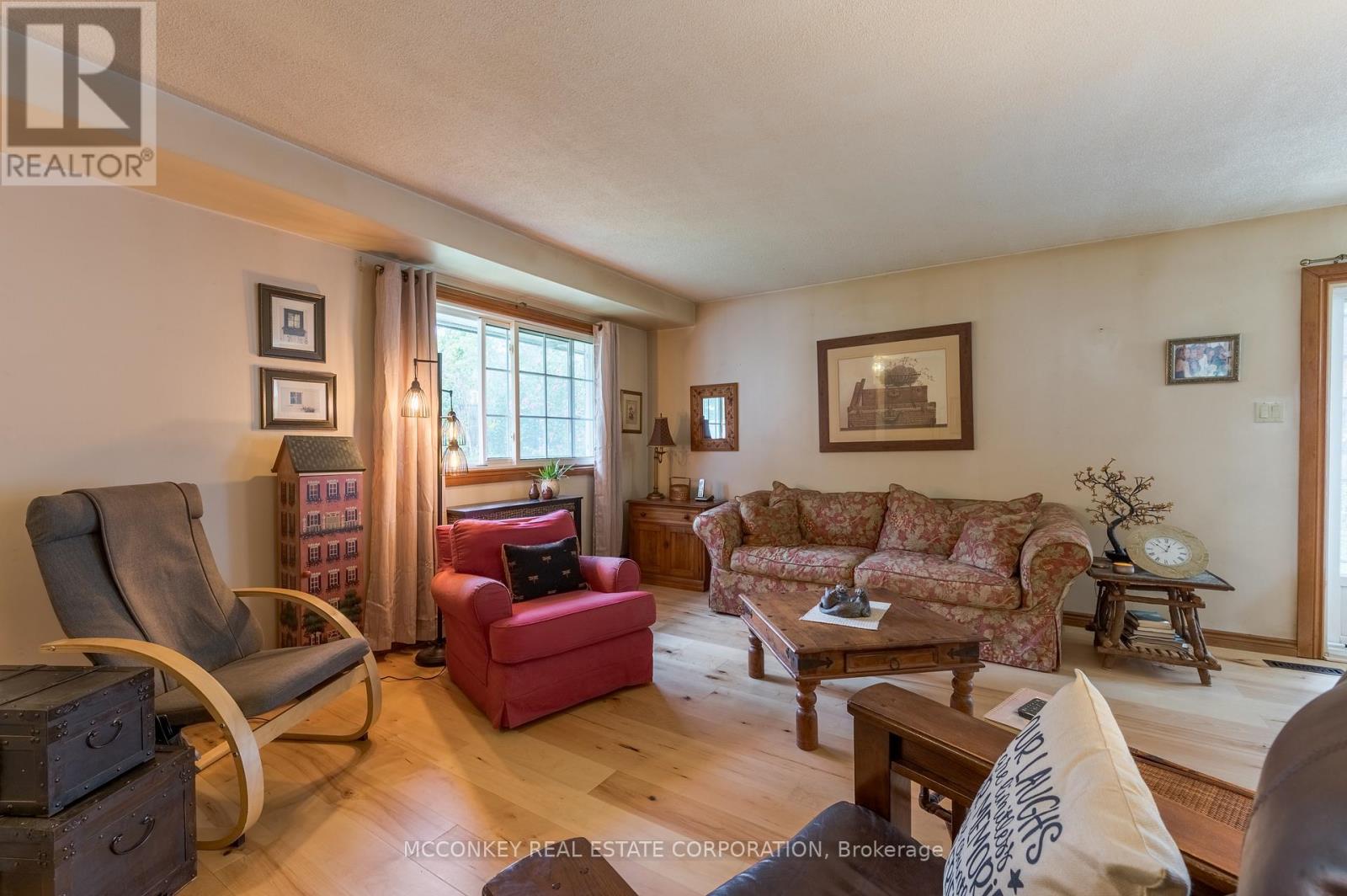 11 - 740 Chamberlain Street W, Peterborough, Ontario  K9J 4M3 - Photo 6 - X12404202