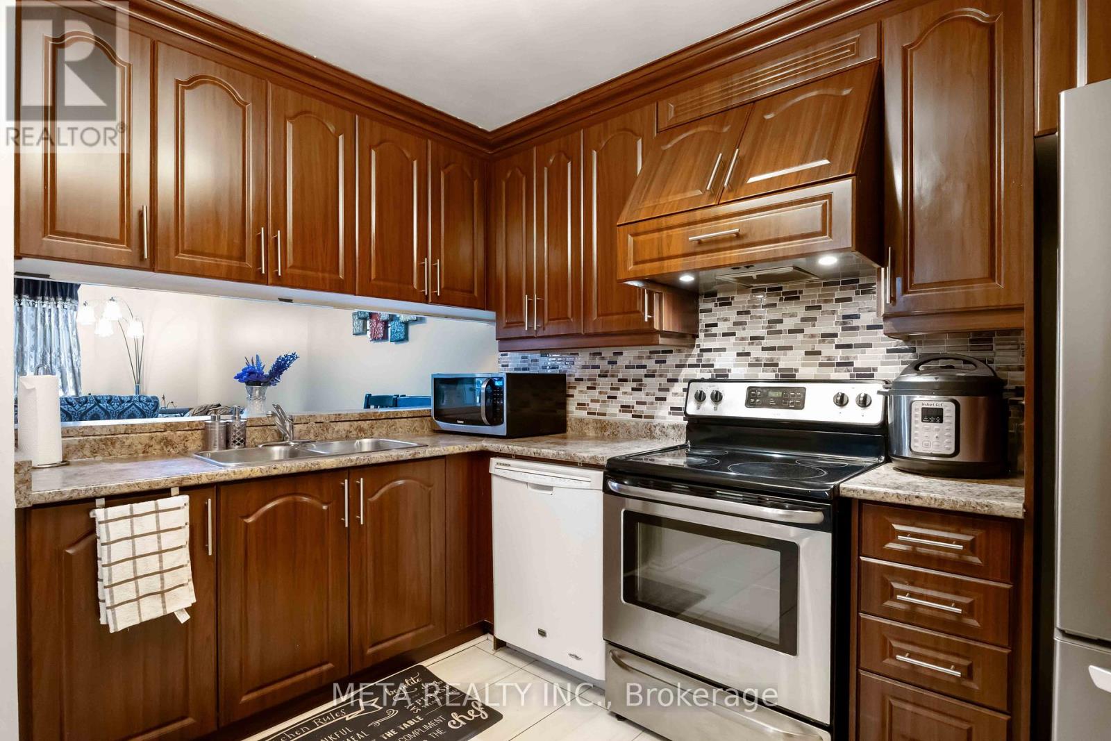 604 - 236 Albion Road, Toronto, Ontario  M9W 6A6 - Photo 12 - W12404011