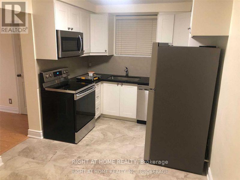 35 Fifteenth Street, Toronto, Ontario  M8V 3J3 - Photo 12 - W12404014