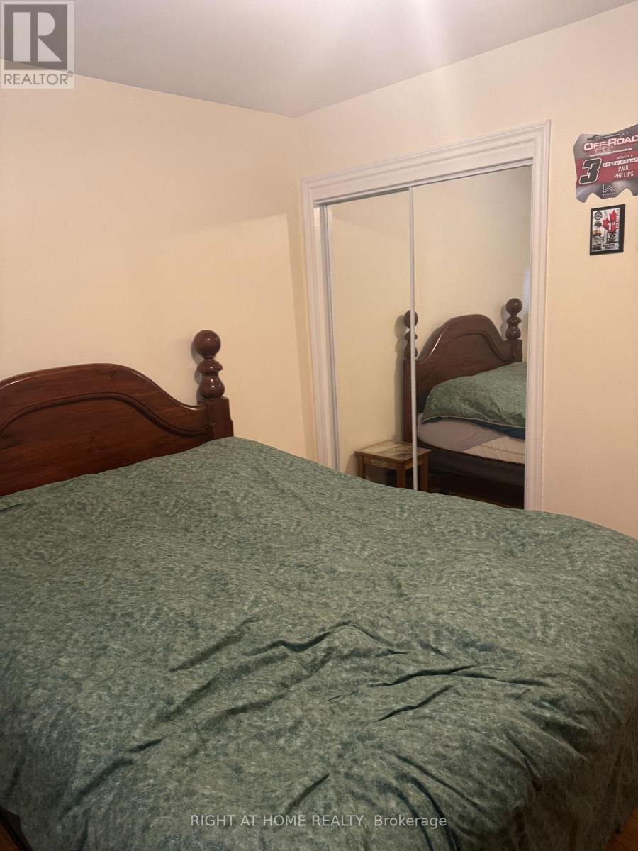 35 Fifteenth Street, Toronto, Ontario  M8V 3J3 - Photo 20 - W12404014
