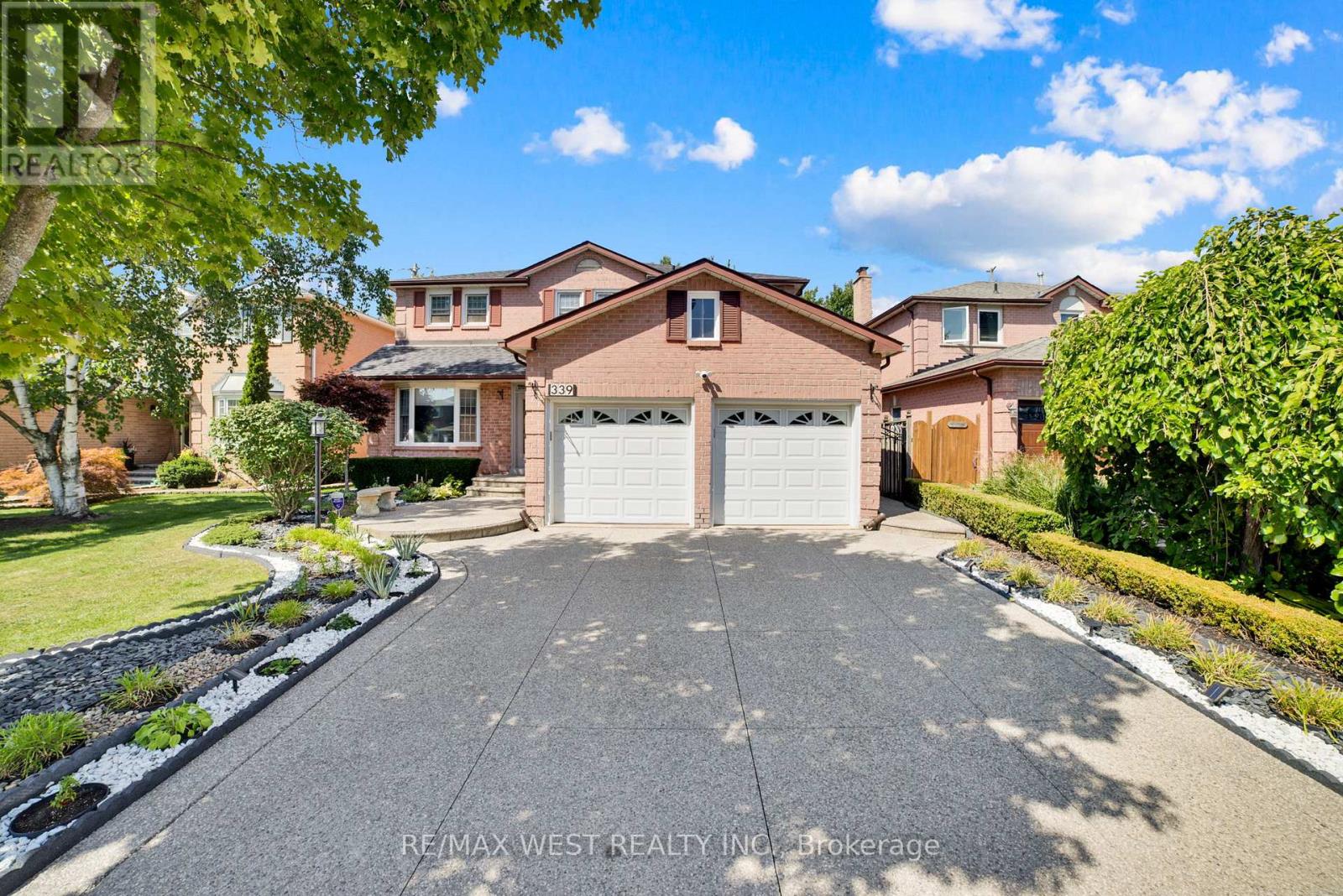 339 PARKLANE ROAD, Oakville, Ontario