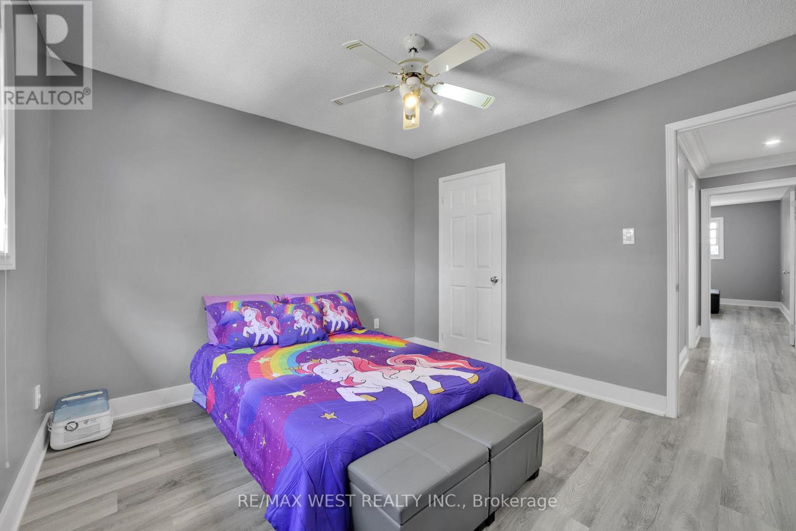 339 Parklane Road, Oakville (Cp College Park), Ontario  L6H 4J4 - Photo 16 - W12404046