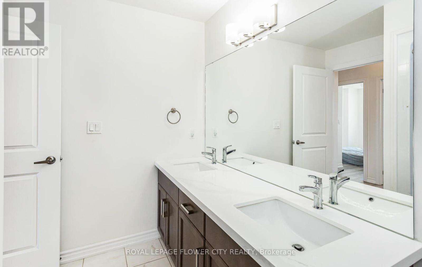 313 - 640 Sauve Street, Milton, Ontario  L9T 8M4 - Photo 28 - W12404052