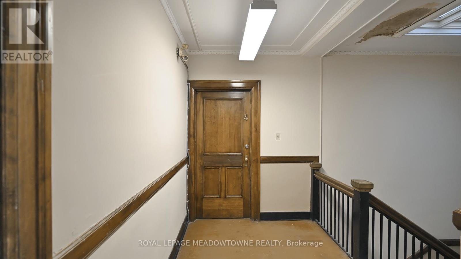 70 Mill Street, Halton Hills (Georgetown), Ontario  L7G 2C9 - Photo 21 - W12404072