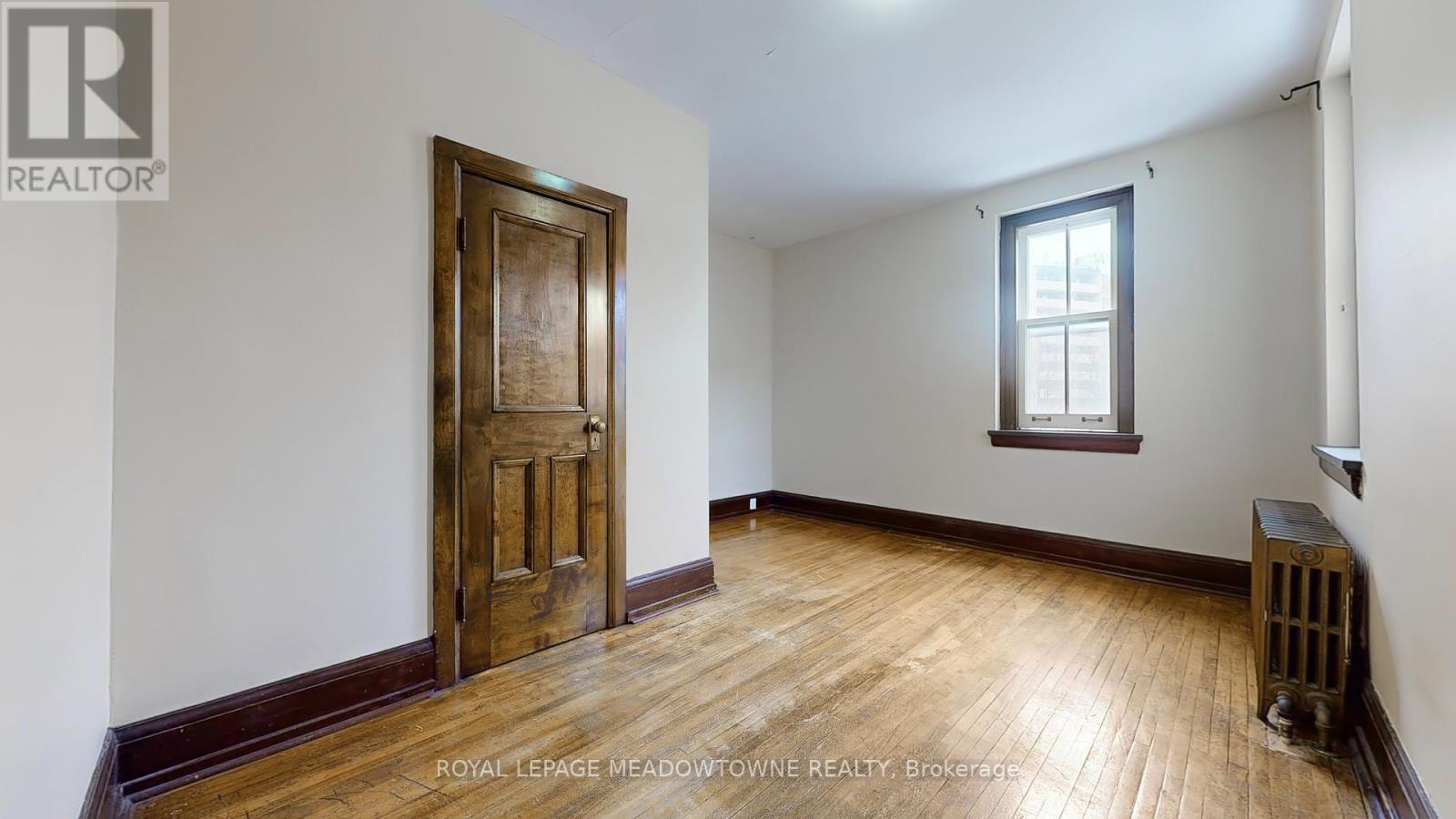 70 Mill Street, Halton Hills (Georgetown), Ontario  L7G 2C9 - Photo 24 - W12404072