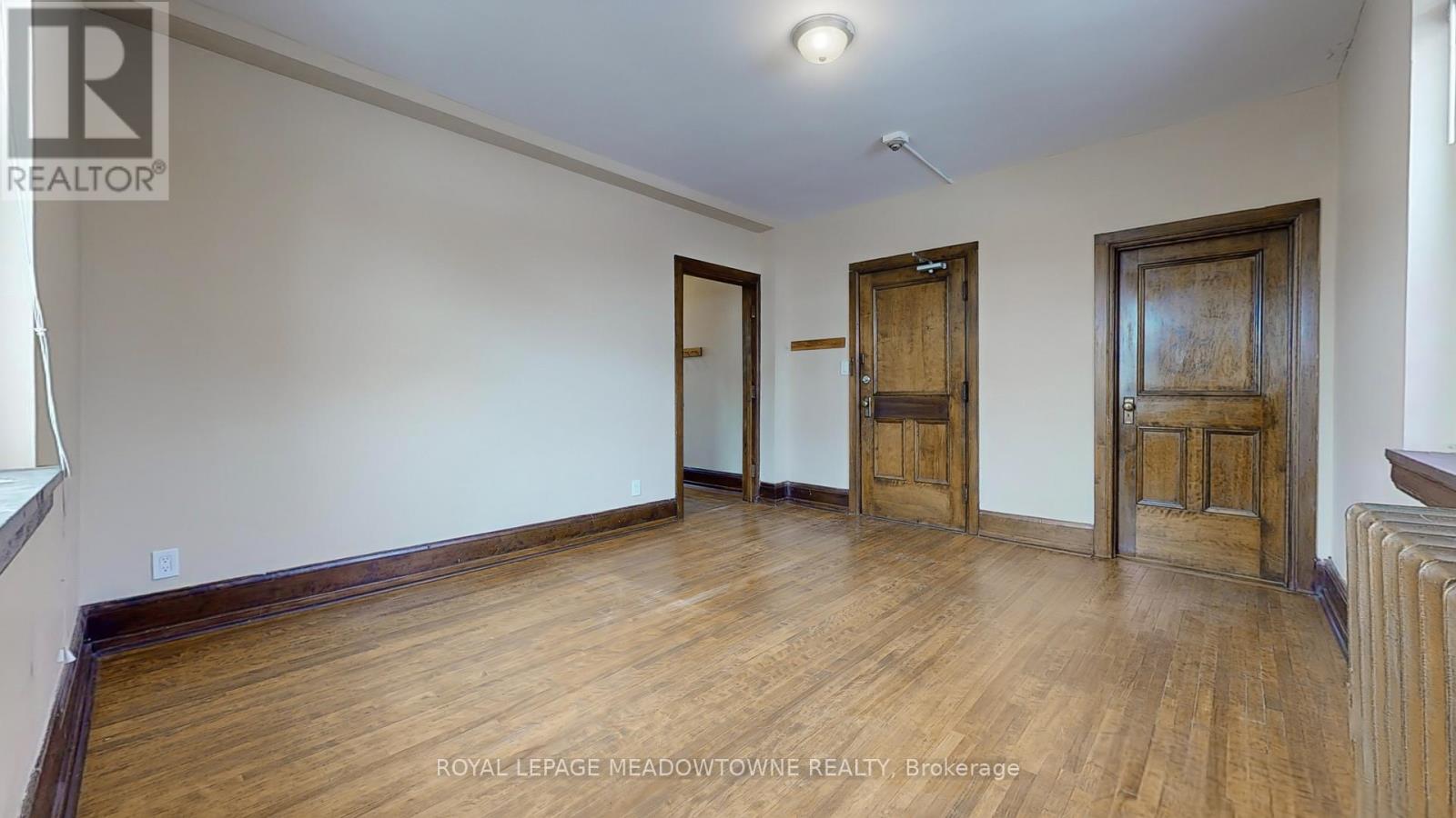 70 Mill Street, Halton Hills (Georgetown), Ontario  L7G 2C9 - Photo 35 - W12404072