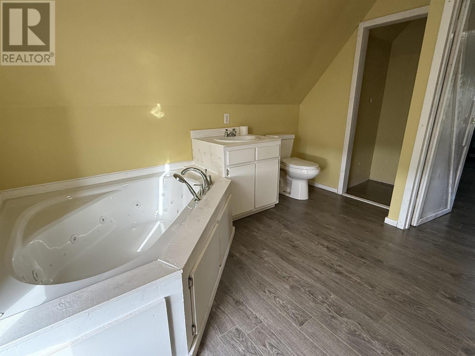 1106 Locke Road, Haliburton, Prince Edward Island  C0B 1V0 - Photo 17 - 202523322