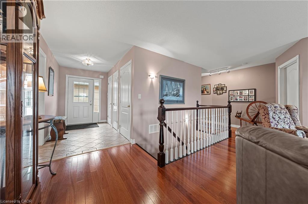 Property at 110 BEASLEY Crescent Unit# 6 image 4