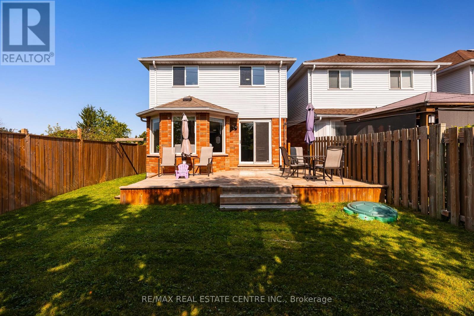 252 Tait Crescent, Centre Wellington, Ontario  N1M 3P6 - Photo 28 - X12404018