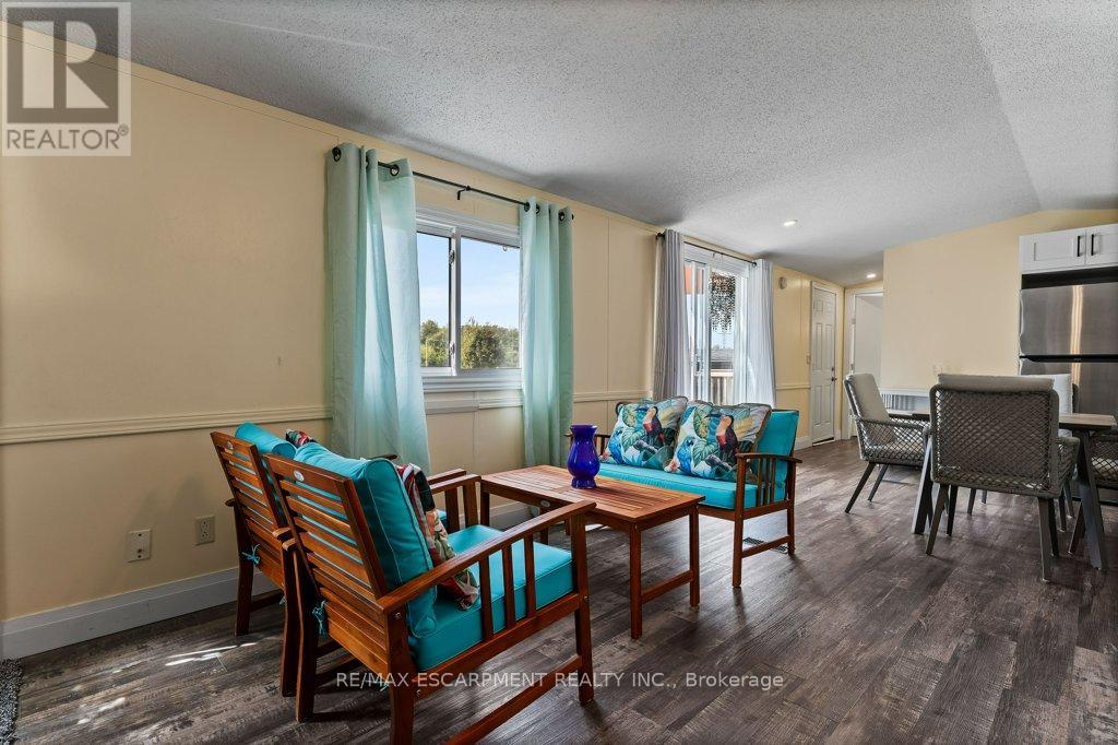 4587 Rebecca Lane, Lincoln, Ontario  L0R 1B1 - Photo 20 - X12404032