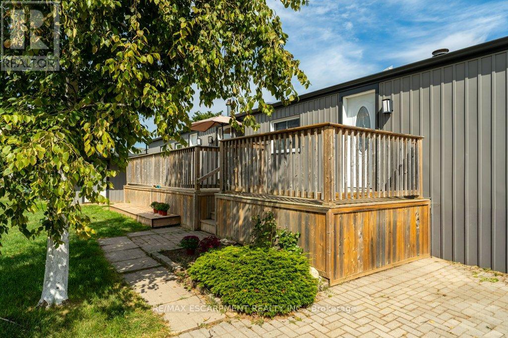 4587 Rebecca Lane, Lincoln, Ontario  L0R 1B1 - Photo 6 - X12404032