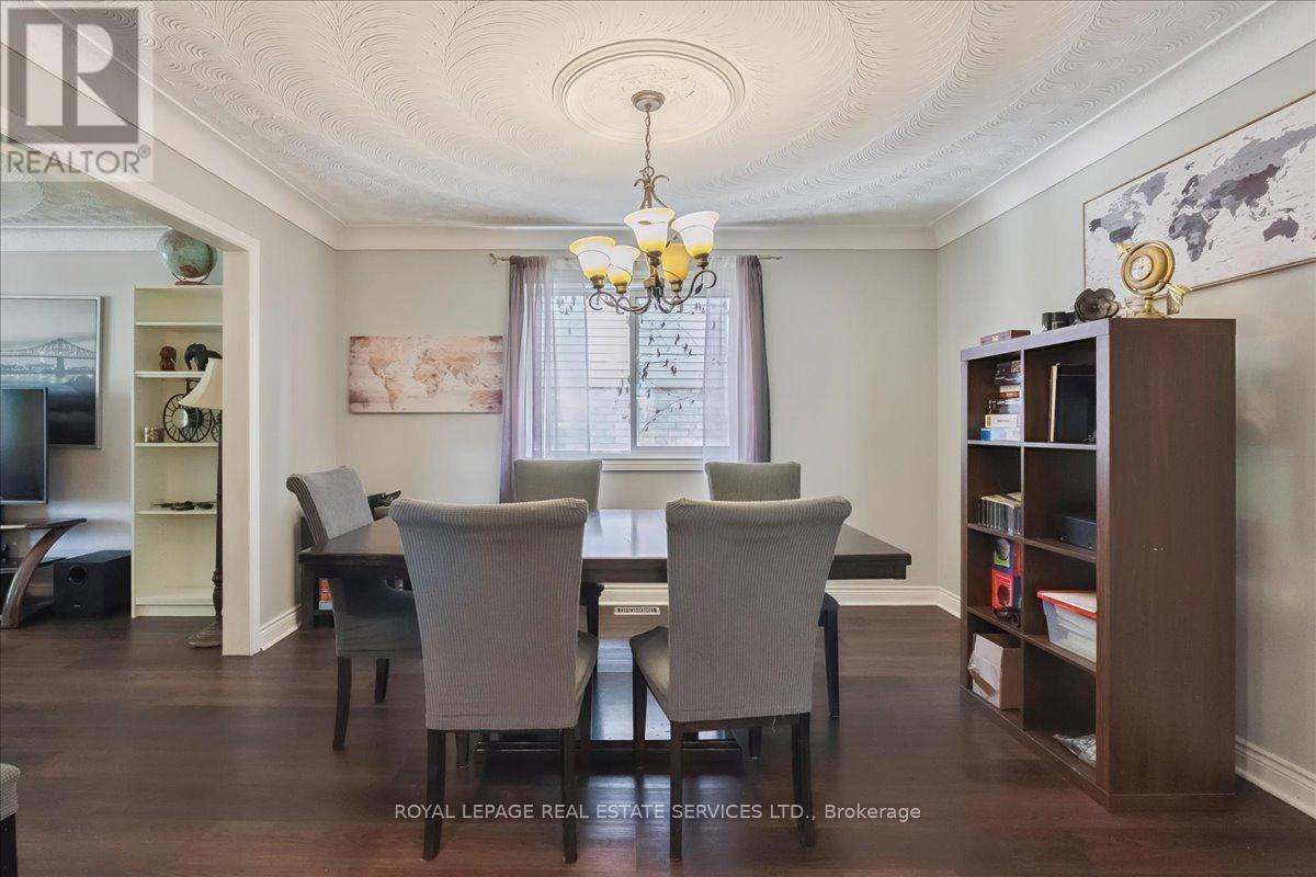 6 Grandview Avenue, Hamilton, Ontario  L8E 5A5 - Photo 6 - X12404084