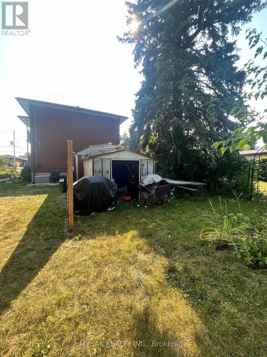 419 Lancaster Street W, Kitchener, Ontario  N2H 4V8 - Photo 19 - X12404090