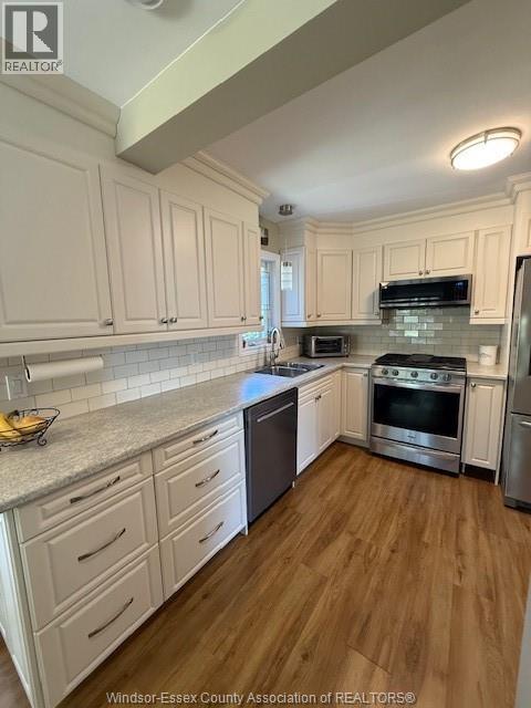 641 Point Pelee Drive, Leamington, Ontario  N8H 3V4 - Photo 8 - 25022078