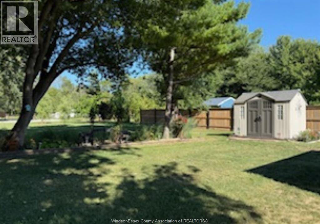641 Point Pelee Drive, Leamington, Ontario  N8H 3V4 - Photo 33 - 25022078