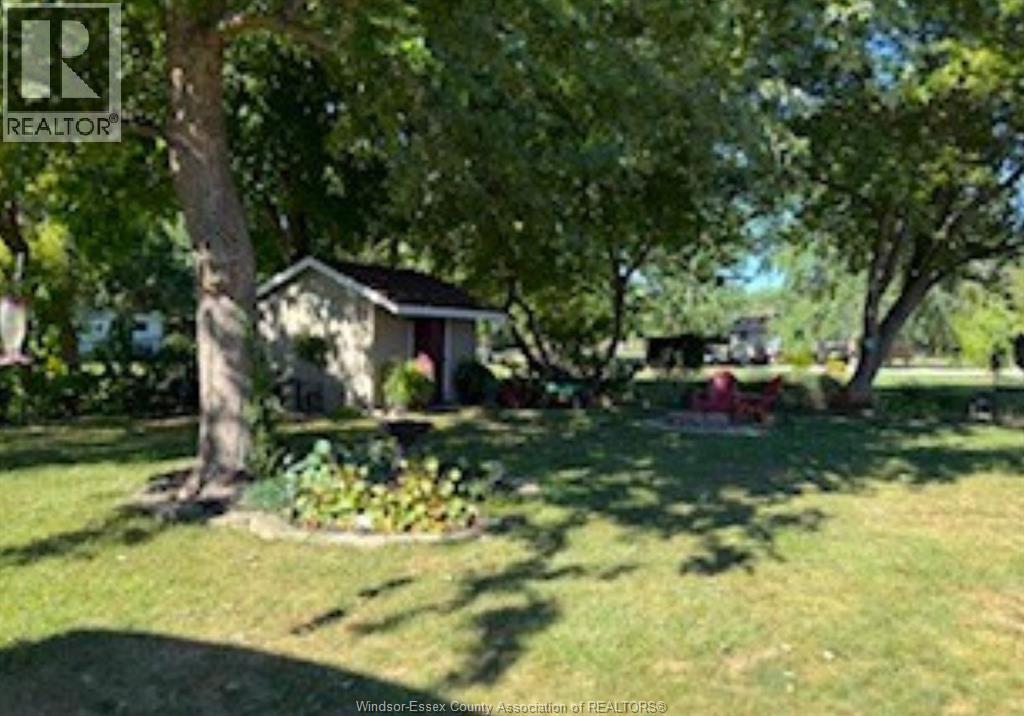 641 Point Pelee Drive, Leamington, Ontario  N8H 3V4 - Photo 34 - 25022078