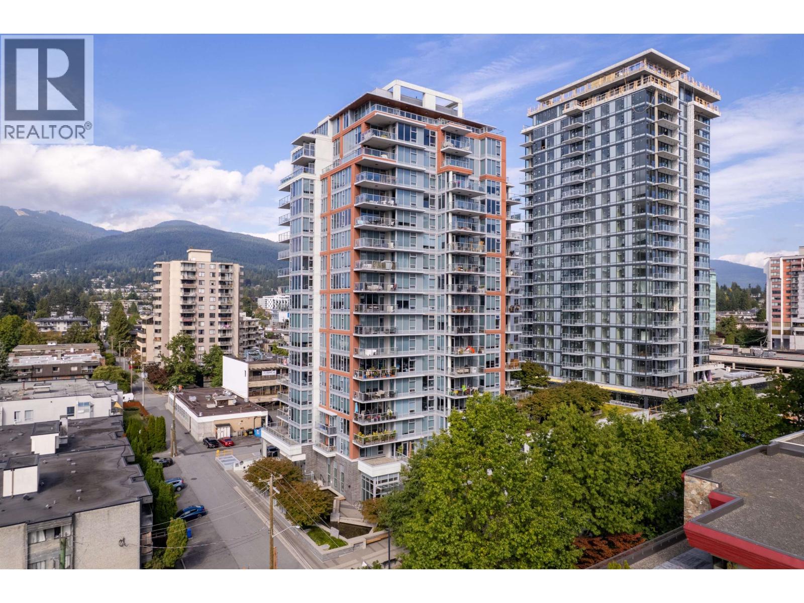 1401 150 W 15th Street, North Vancouver, British Columbia  V7M 0C4 - Photo 1 - R3047590