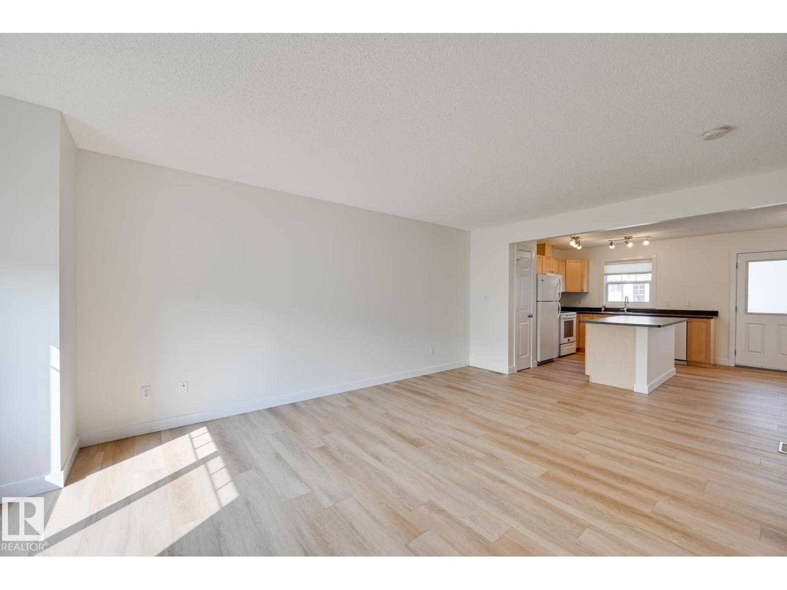#38 6032 38 Av Nw, Edmonton, Alberta  T6L 0A4 - Photo 9 - E4457843