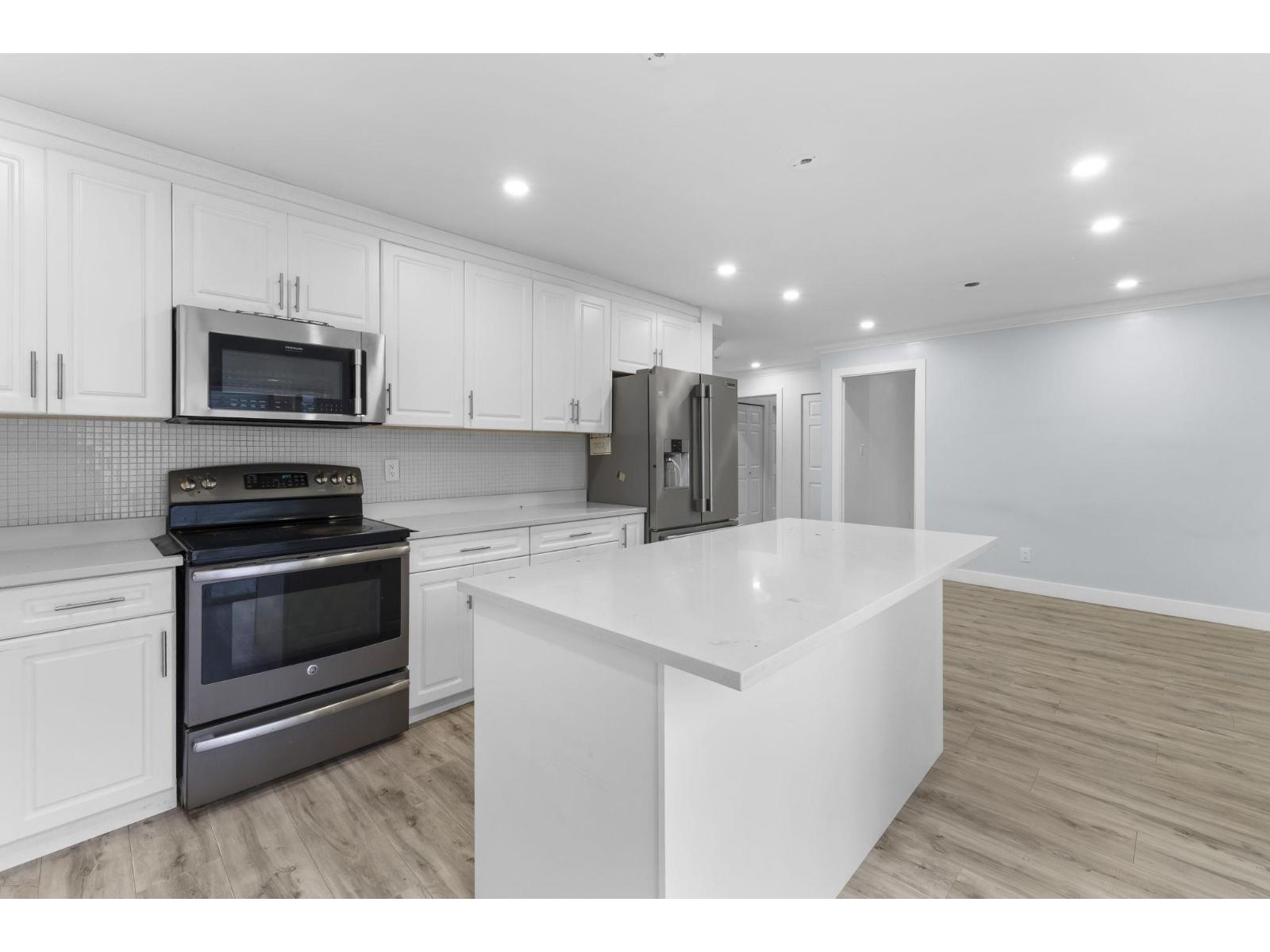 6138 134a Street, Surrey, British Columbia  V3X 1L9 - Photo 12 - R3039195