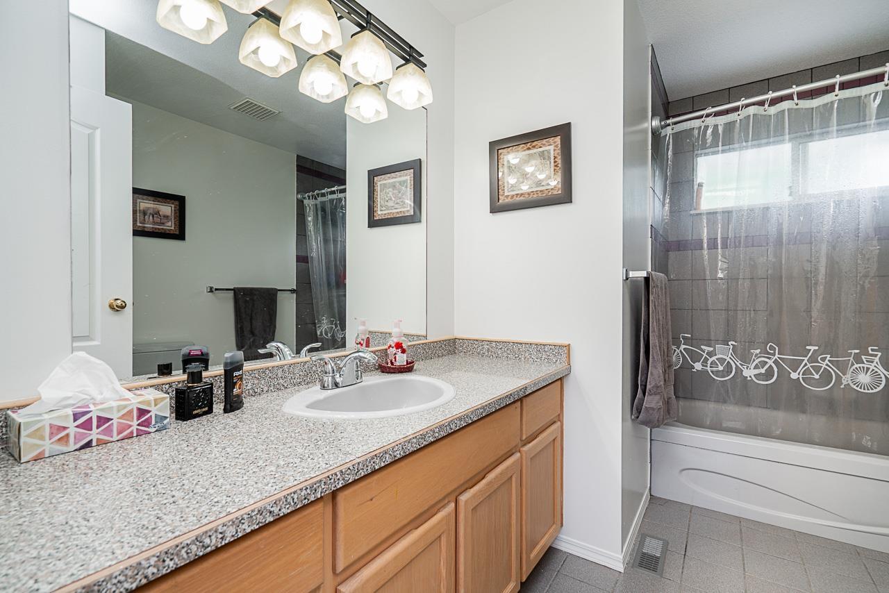 6556 Claytonhill Place, Surrey, British Columbia  V3S 7N5 - Photo 31 - R3047348