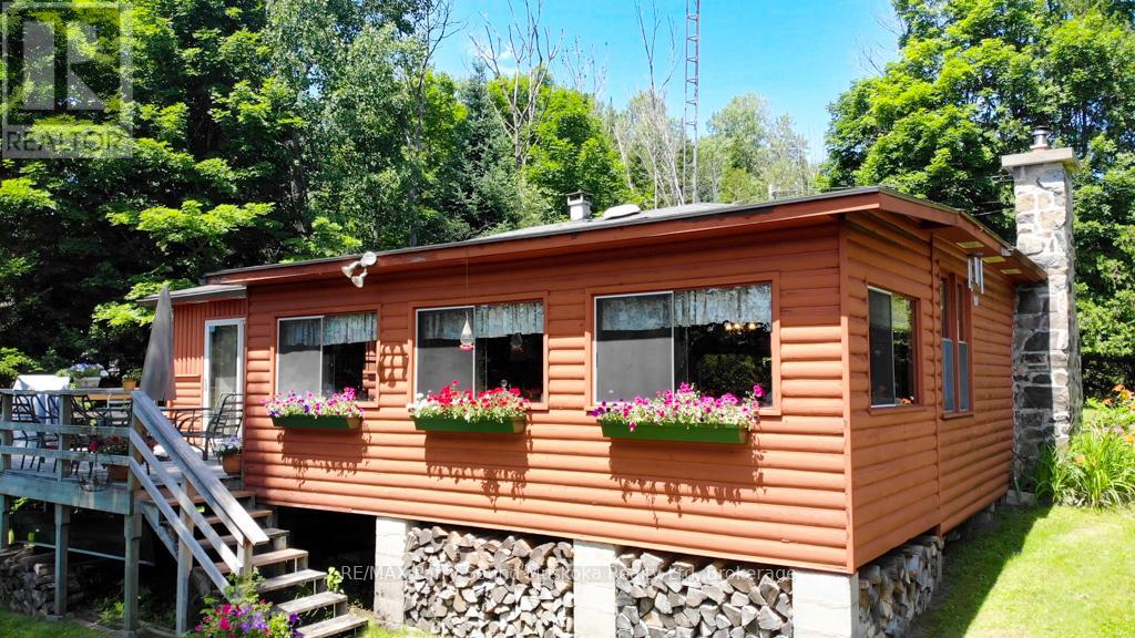 20 Golden Horseshoe Lane, Whitestone, Ontario  P0A 1G0 - Photo 35 - X12053152