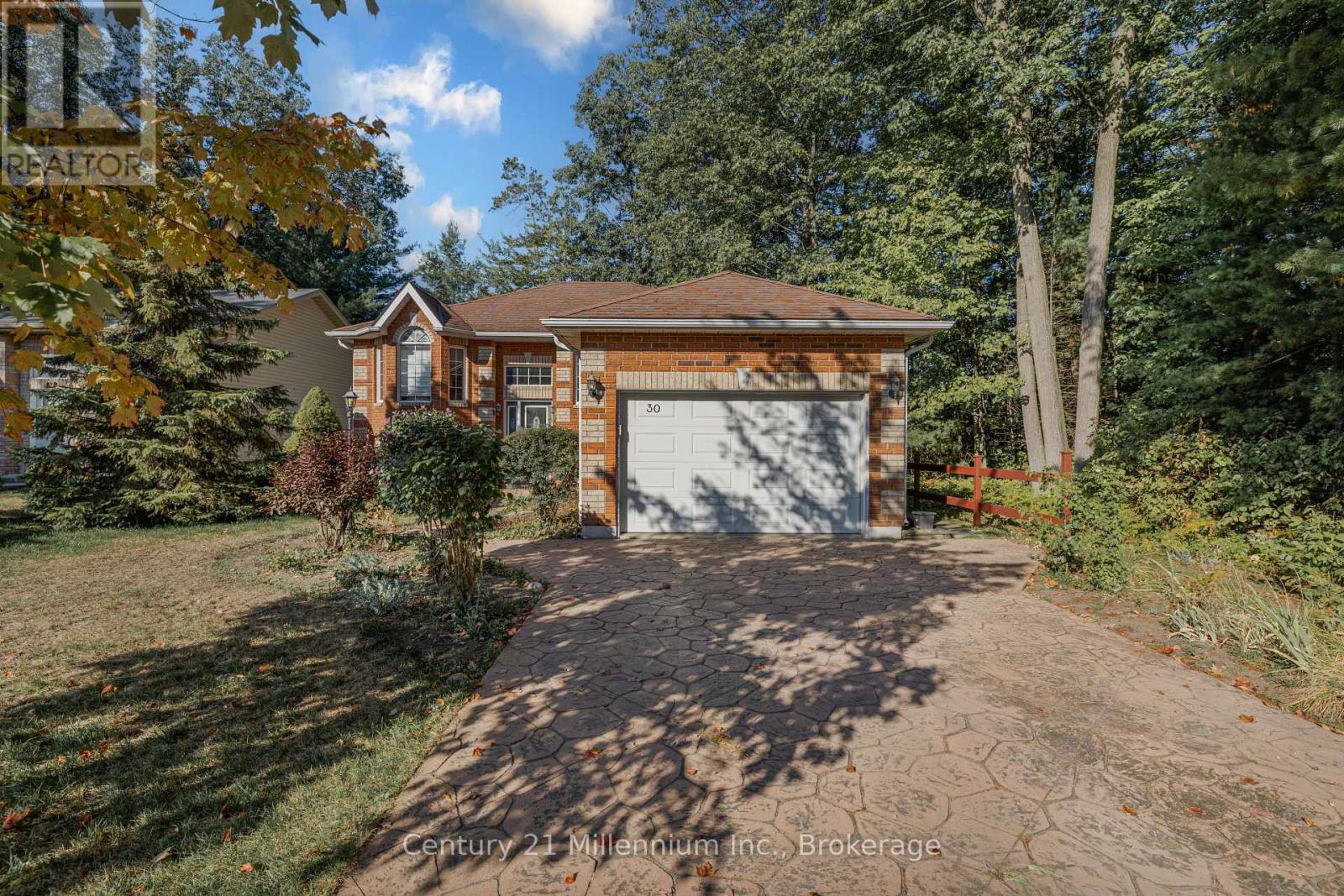 30 SMALLMAN DRIVE, Wasaga Beach, Ontario