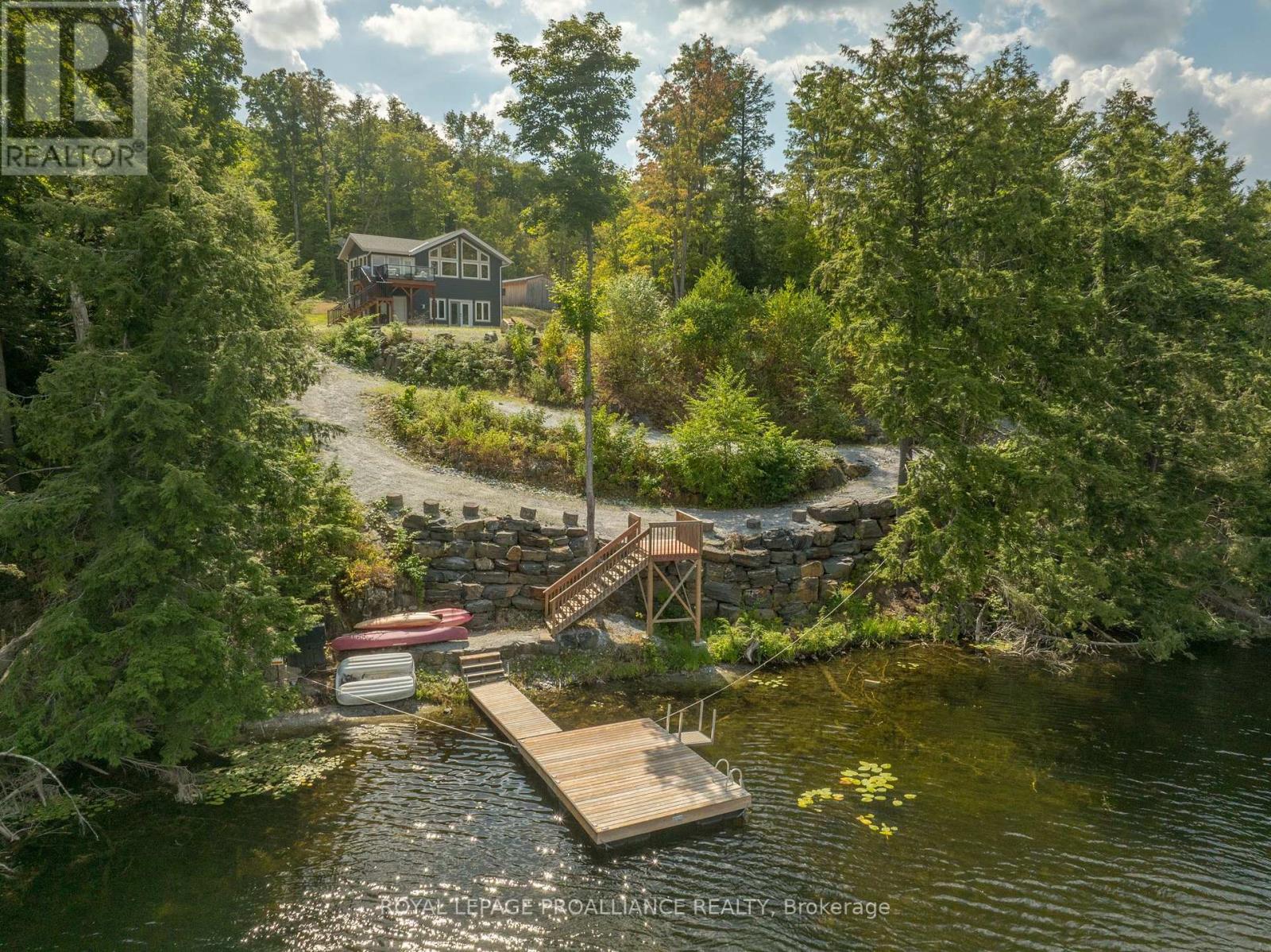 1053c Granite Terrace Lane, North Frontenac, Ontario  K0H 2J0 - Photo 2 - X12350623