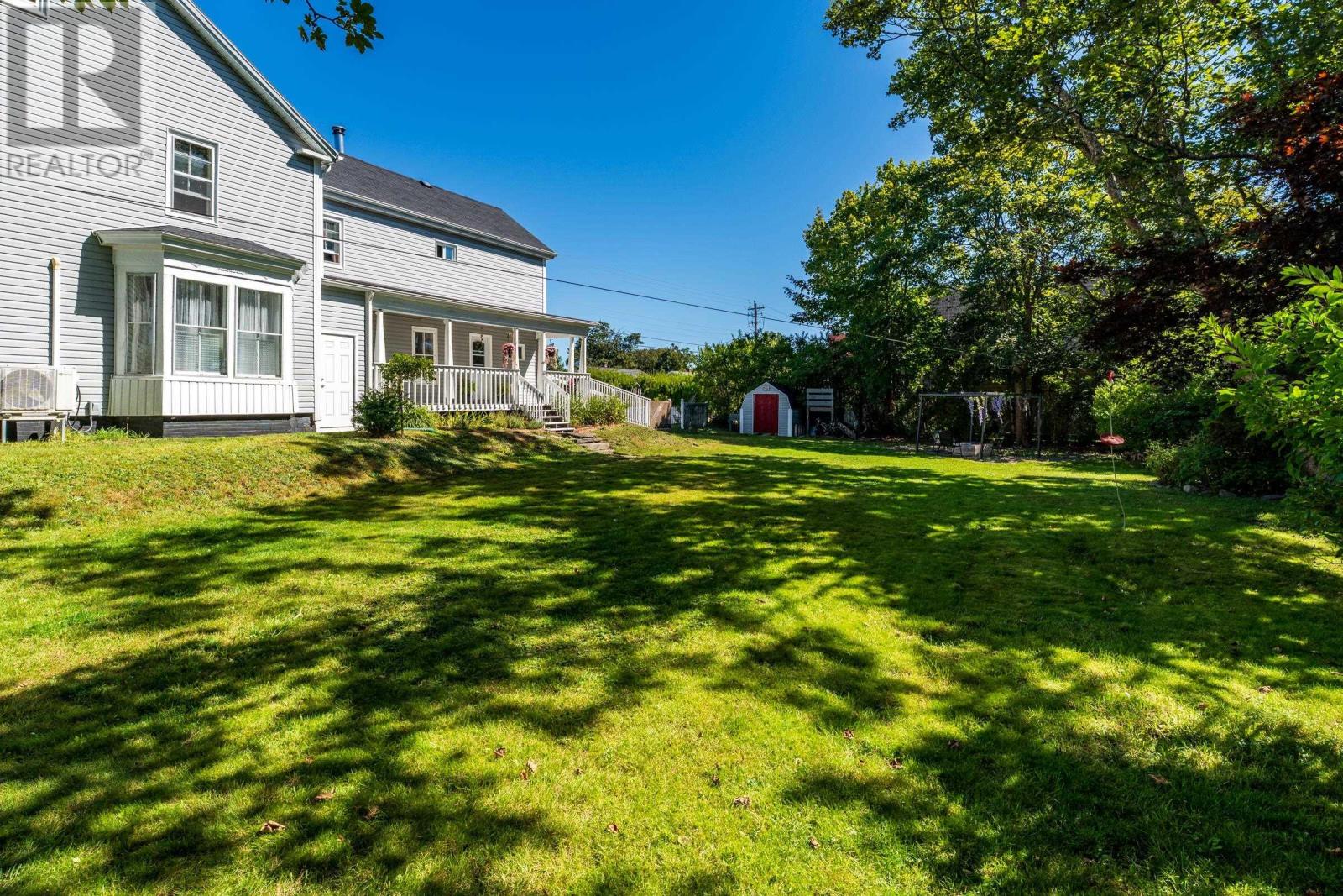 15 Brunswick Street, Yarmouth, Nova Scotia  B5A 2E2 - Photo 6 - 202523340