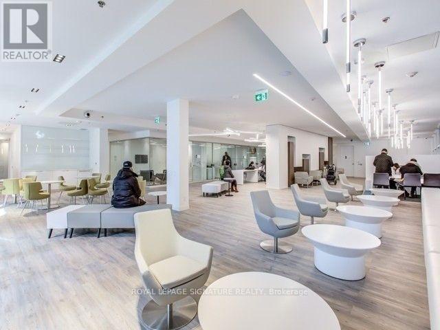 3215 - 181 Dundas Street E, Toronto, Ontario  M5A 0N5 - Photo 17 - C12404210