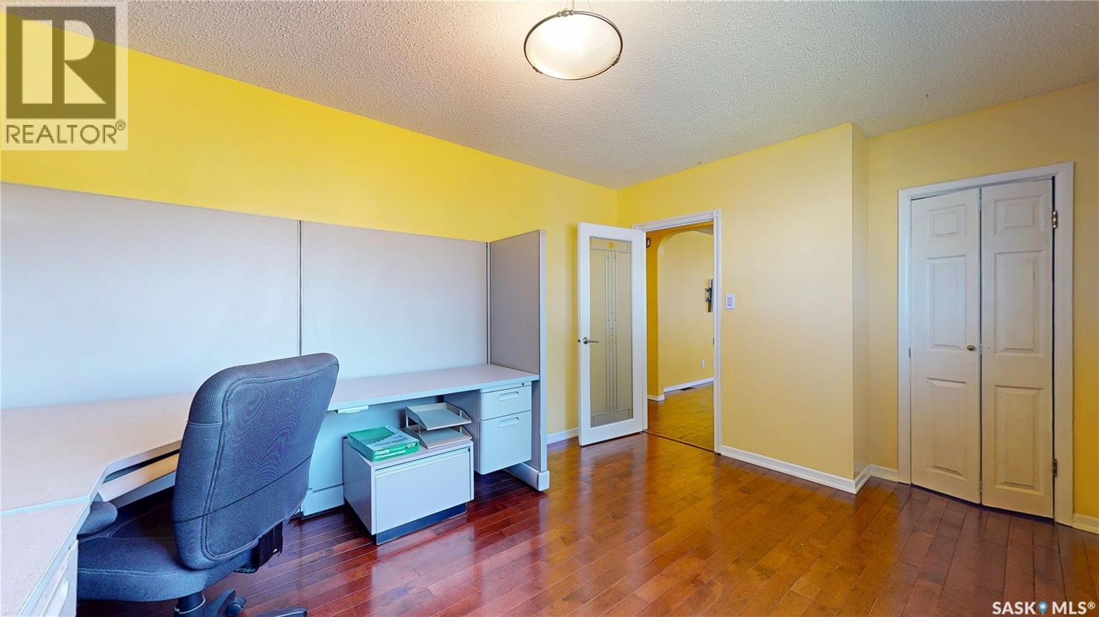 1575 Lacon Street, Regina, Saskatchewan  S4N 1Z3 - Photo 8 - SK018381