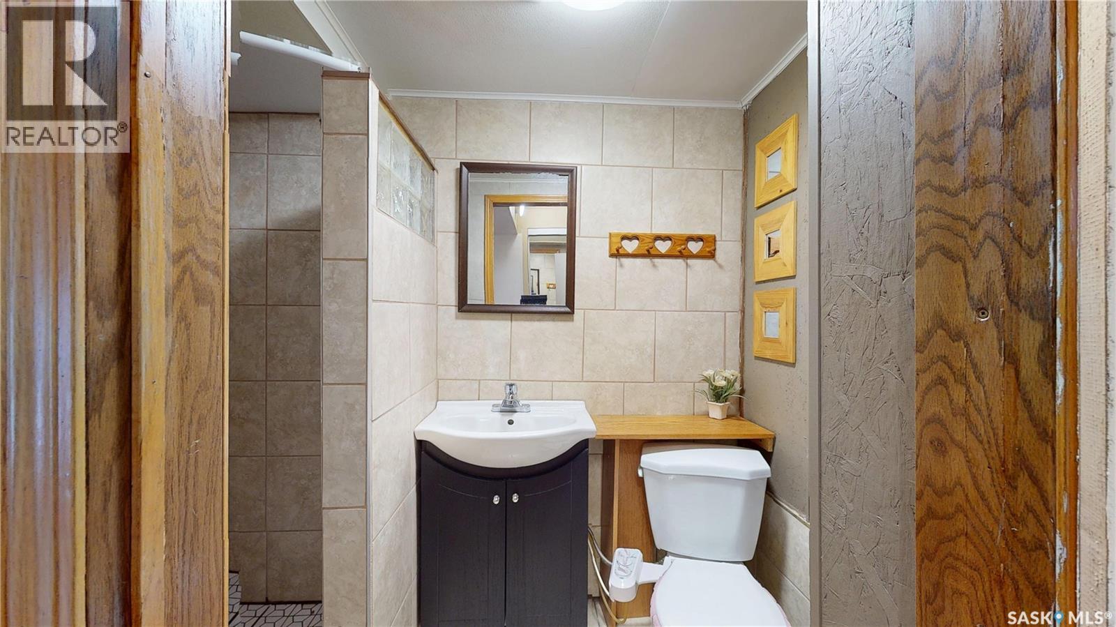 1575 Lacon Street, Regina, Saskatchewan  S4N 1Z3 - Photo 33 - SK018381