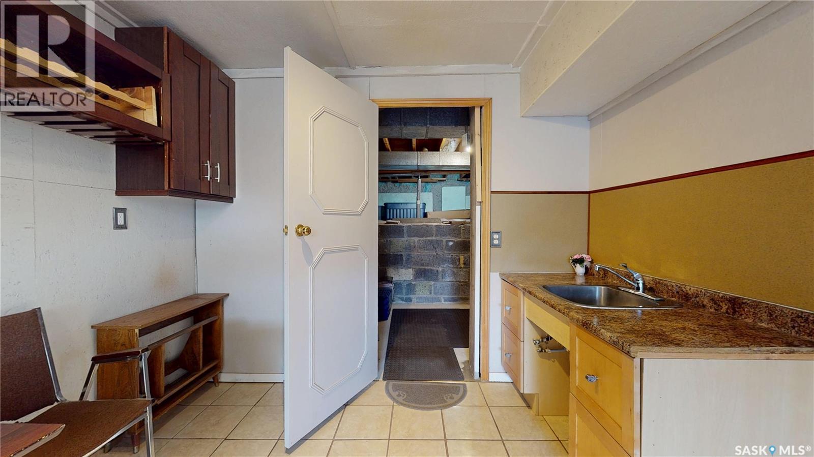 1575 Lacon Street, Regina, Saskatchewan  S4N 1Z3 - Photo 32 - SK018381