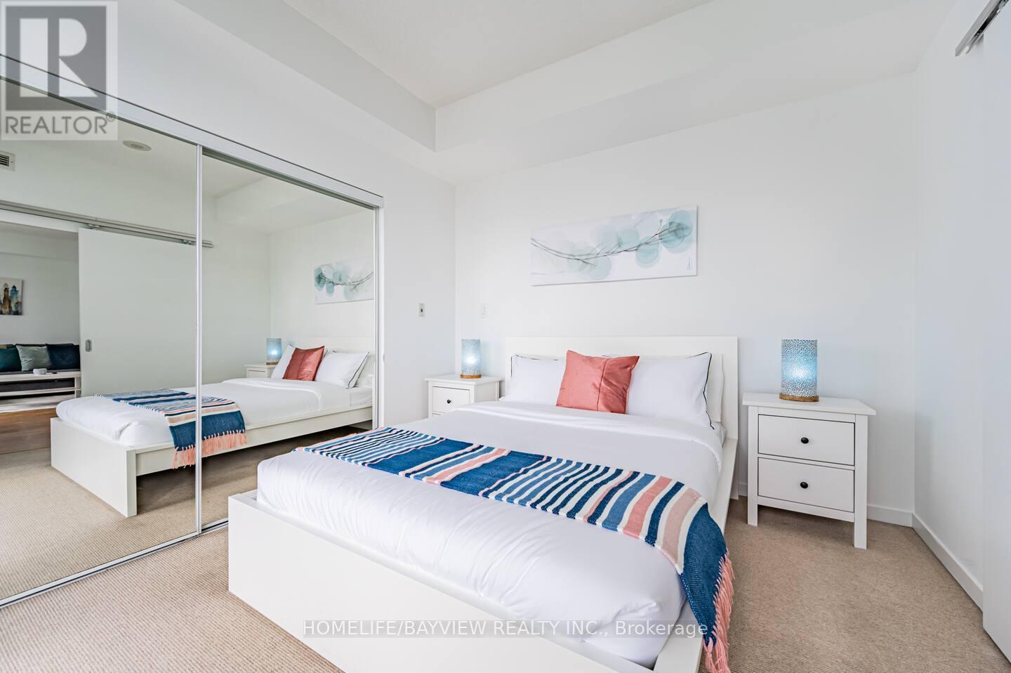 4703 - 55 Bremner Boulevard, Toronto, Ontario  M5J 0A6 - Photo 10 - C12371745