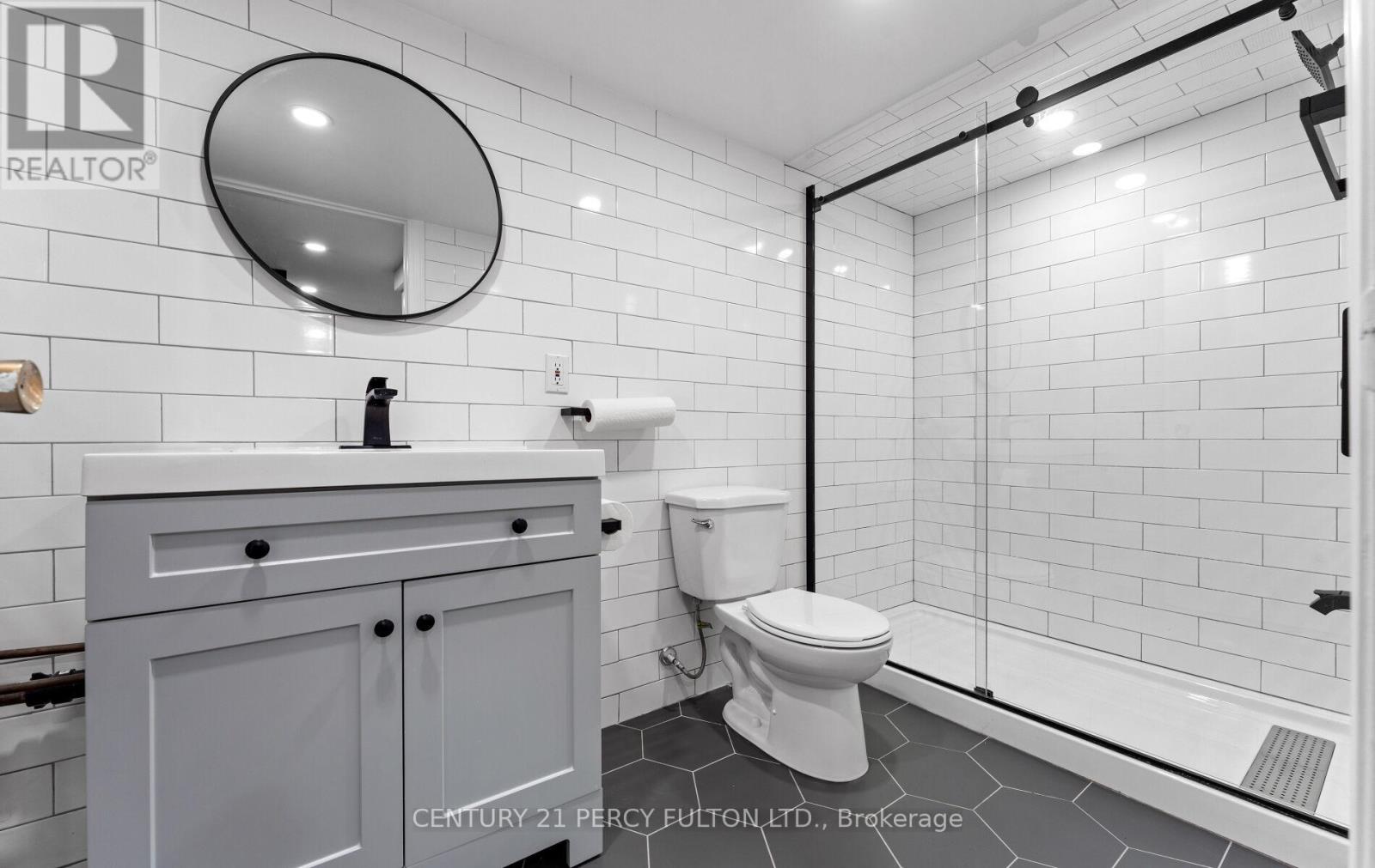 Basement - 228 Brock Street N, Whitby, Ontario  L1N 4H5 - Photo 9 - E12404128