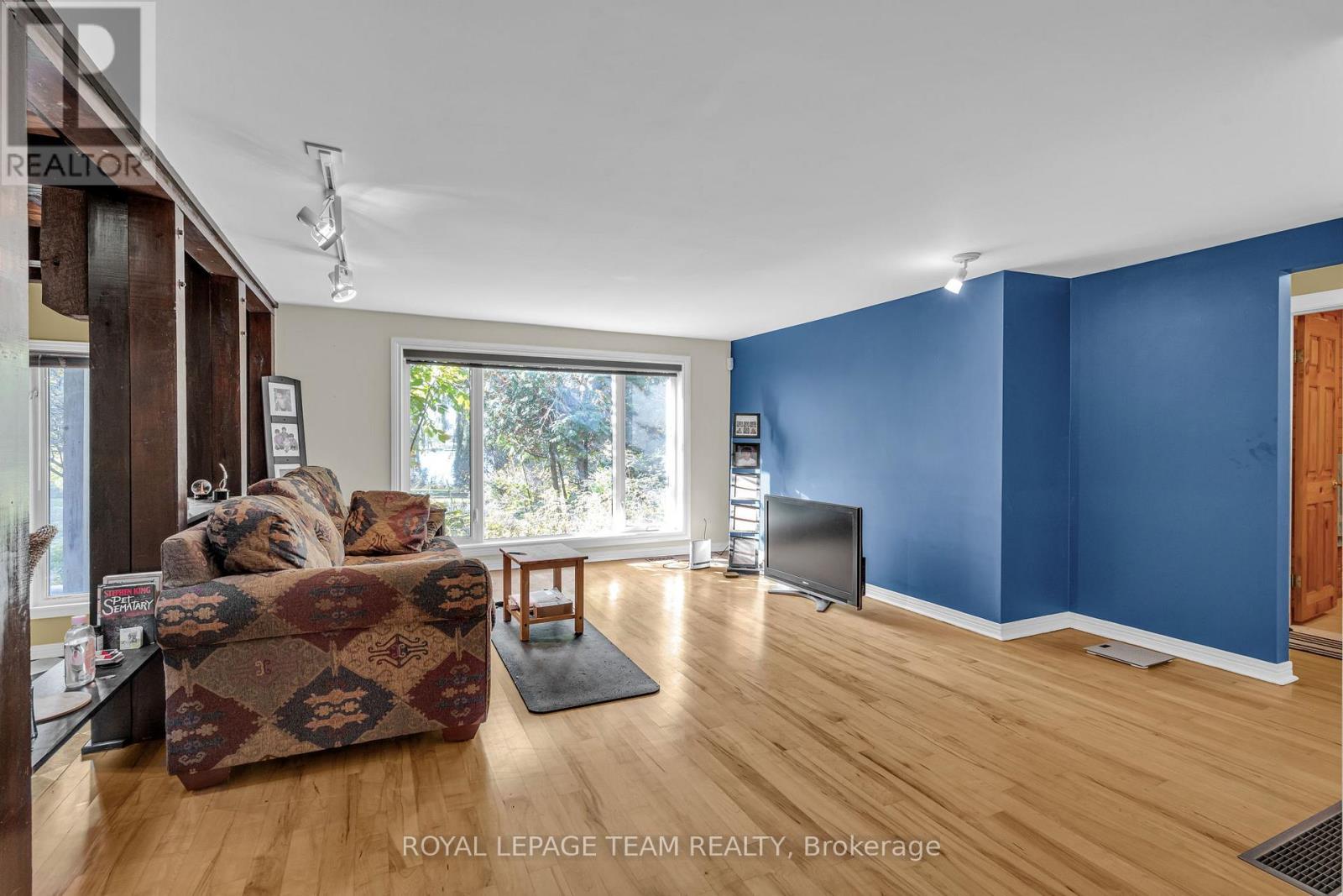 2322 Summerside Drive, Ottawa, Ontario  K4M 1B4 - Photo 15 - X12404261