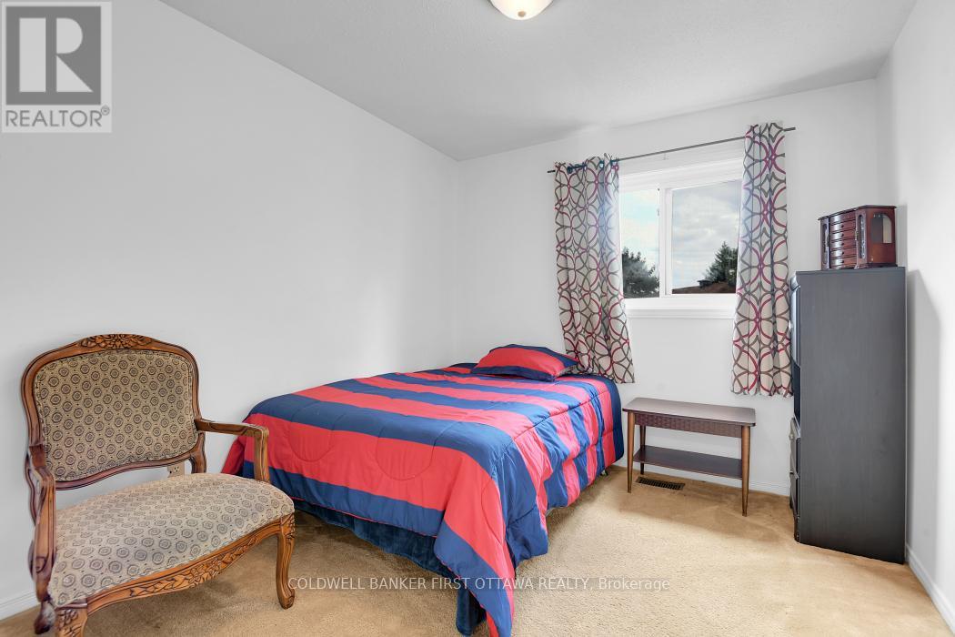23 Manju Street, Ottawa, Ontario  K1G 4T7 - Photo 21 - X12404274