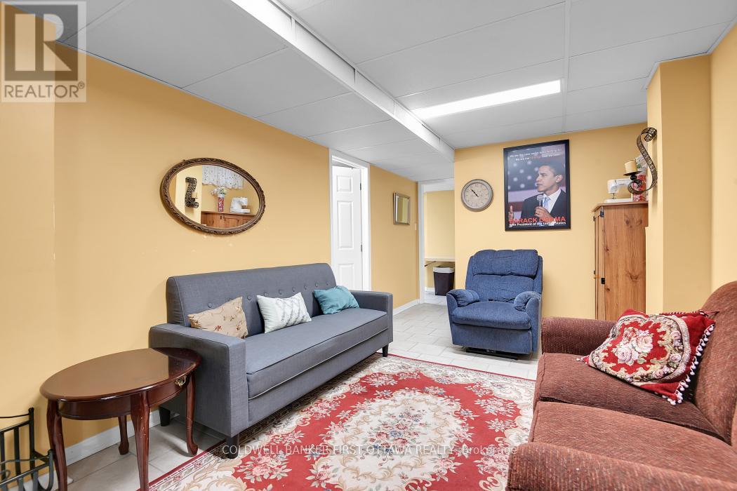 23 Manju Street, Ottawa, Ontario  K1G 4T7 - Photo 27 - X12404274