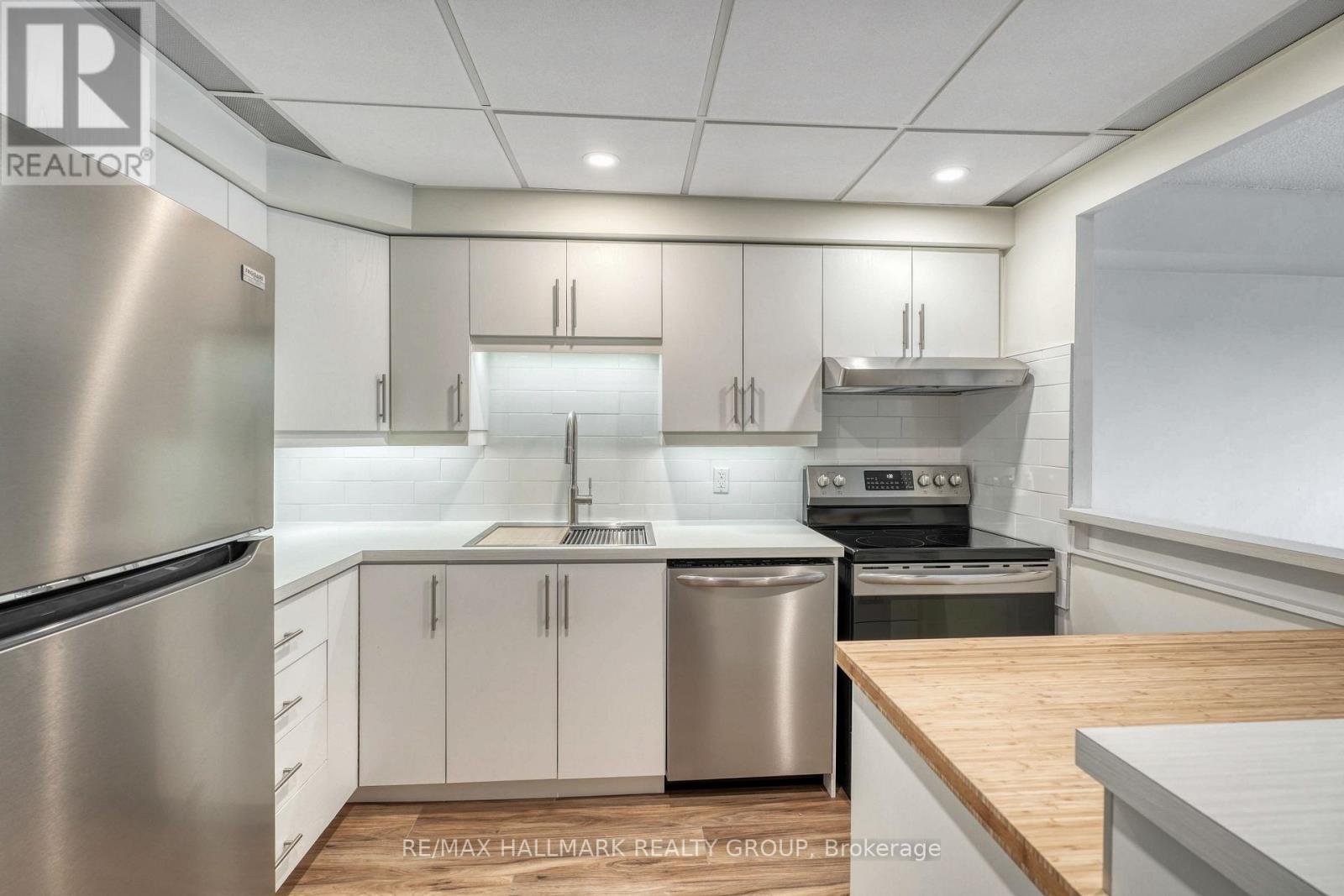 1705 - 158c Mcarthur Avenue, Ottawa, Ontario  K1L 8E7 - Photo 11 - X12404287
