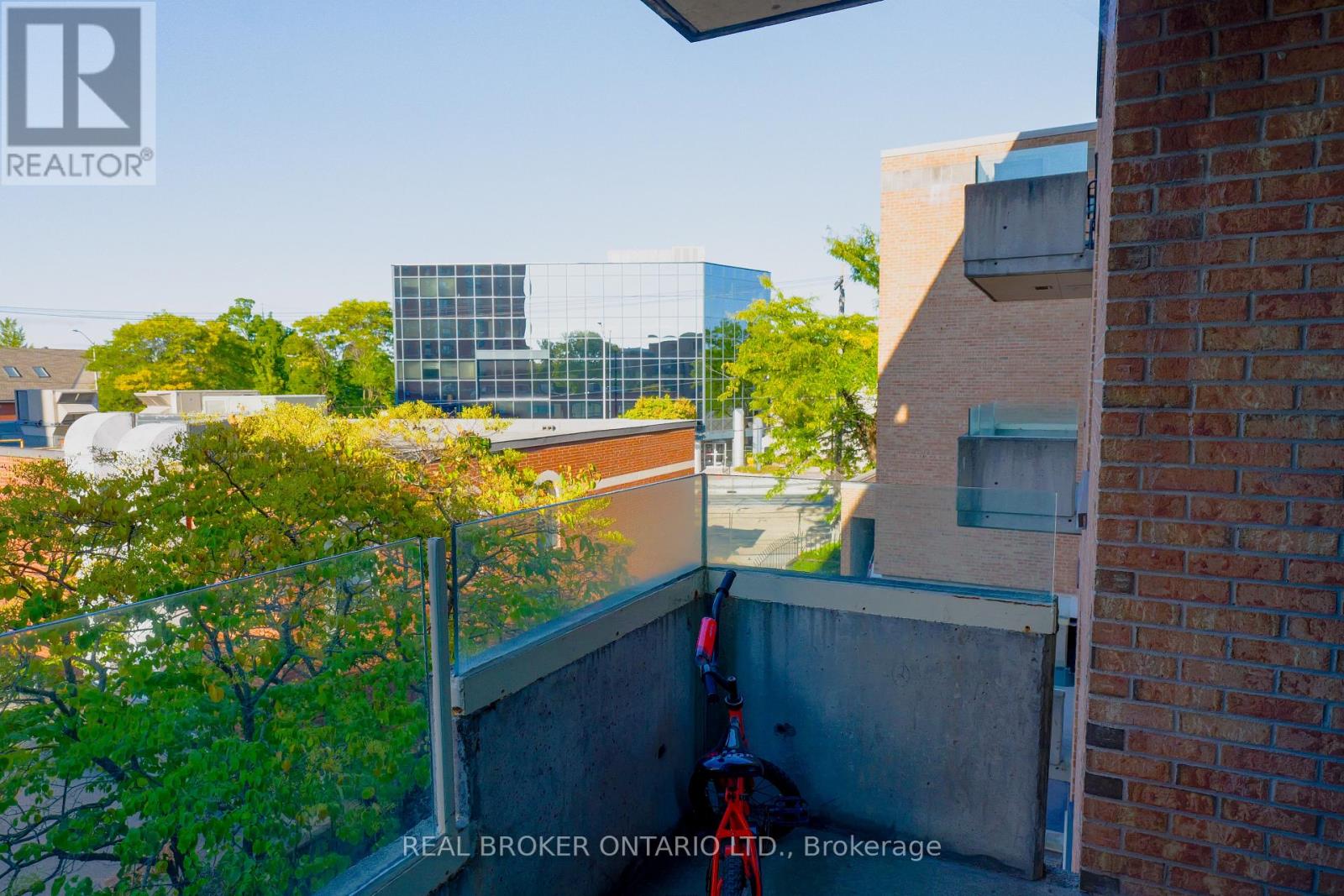312 - 1177 Belanger Avenue, Ottawa, Ontario  K1H 8N7 - Photo 13 - X12404293