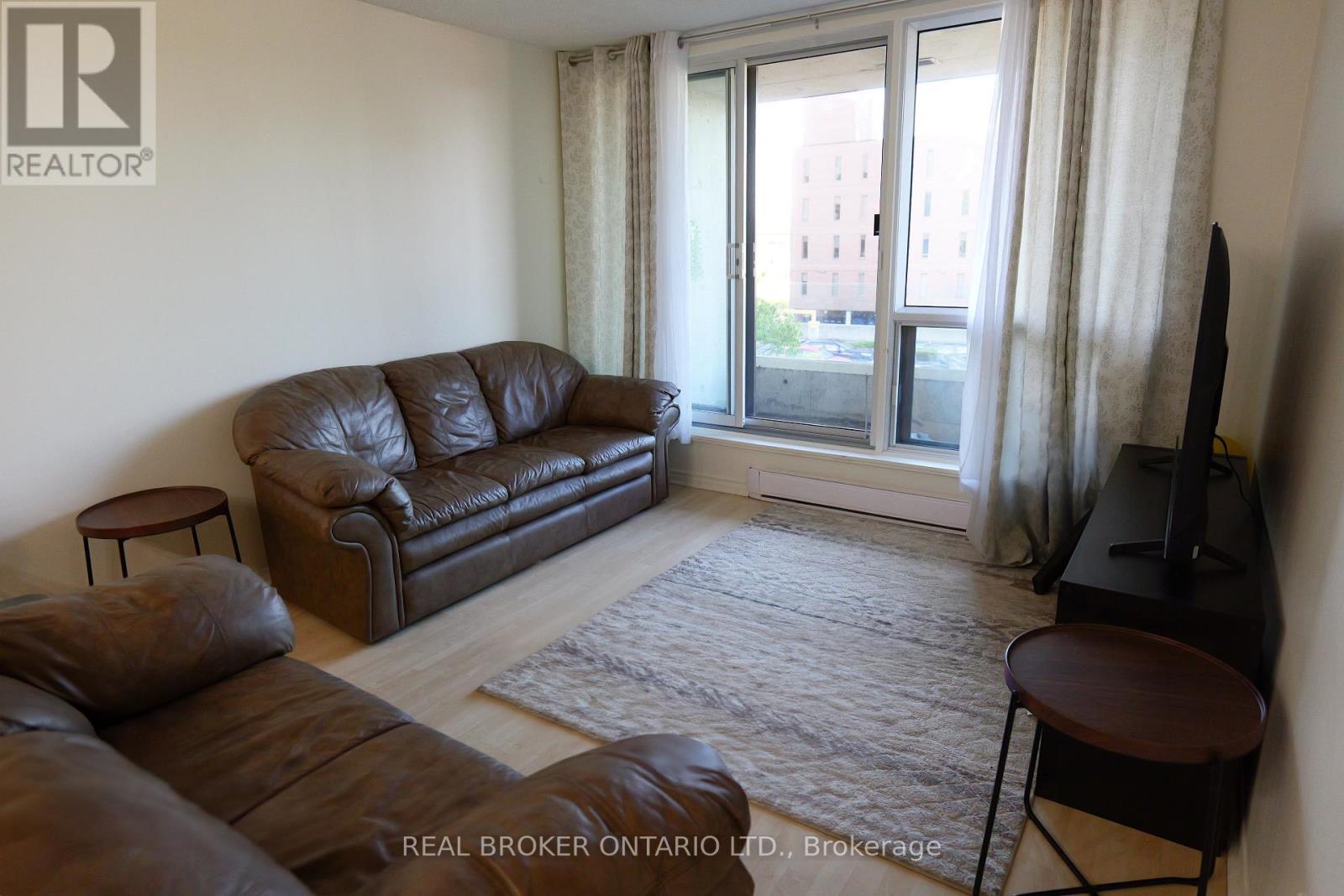 312 - 1177 Belanger Avenue, Ottawa, Ontario  K1H 8N7 - Photo 7 - X12404293