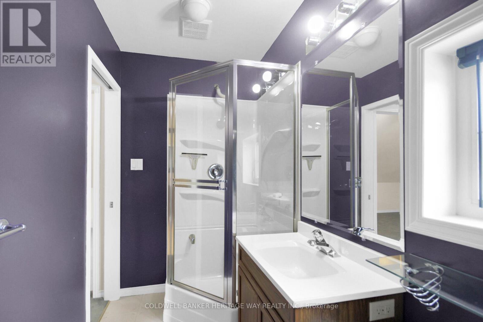 254 William Street, Carleton Place, Ontario  K7C 1X3 - Photo 5 - X12404317