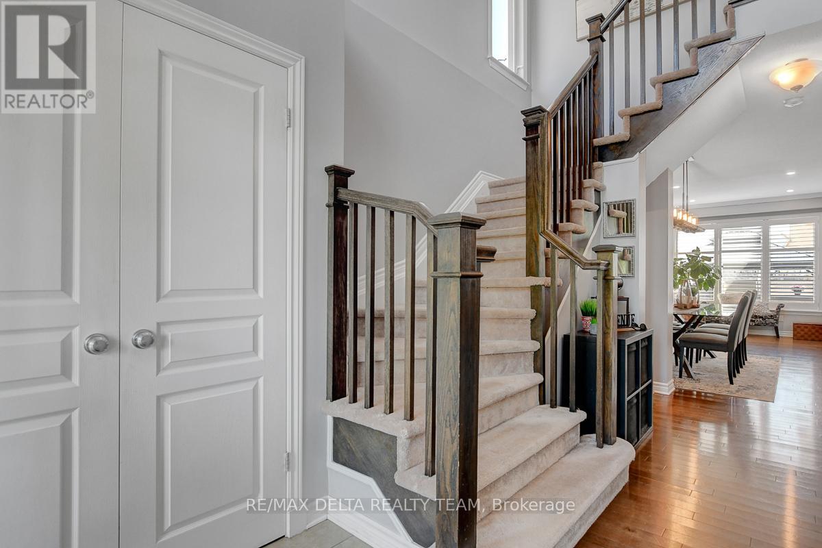 1916 Montmere Avenue, Ottawa, Ontario  K4A 0E7 - Photo 2 - X12404323