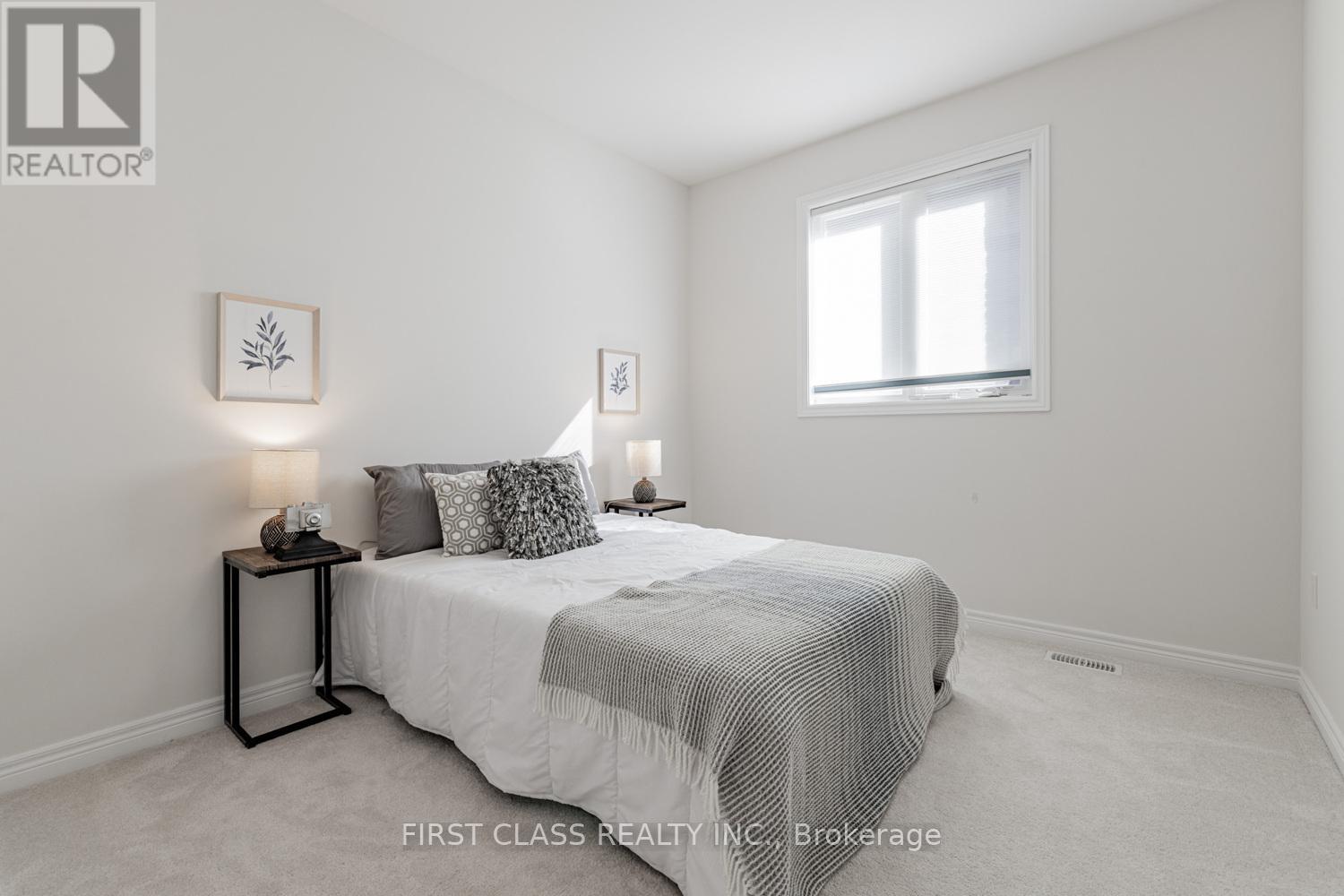 38 Hewison Avenue, Richmond Hill, Ontario  L4S 0J1 - Photo 27 - N12403726