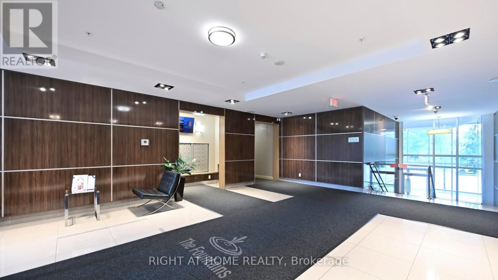 Ph16 - 95 North Park Road, Vaughan (Beverley Glen), Ontario  L4J 0J1 - Photo 6 - N12403088