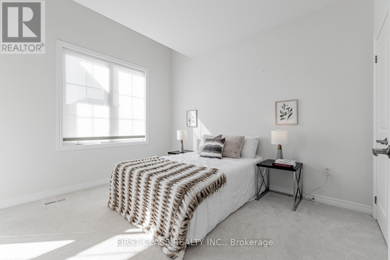 38 Hewison Avenue, Richmond Hill, Ontario  L4S 0J1 - Photo 22 - N12403726