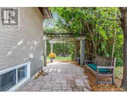 BASEMENT UNIT - 37 FOREHT CRESCENT
