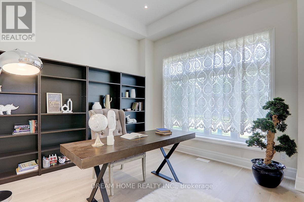 459 Via Romano Boulevard, Vaughan (Patterson), Ontario  L6A 5A5 - Photo 14 - N12404177
