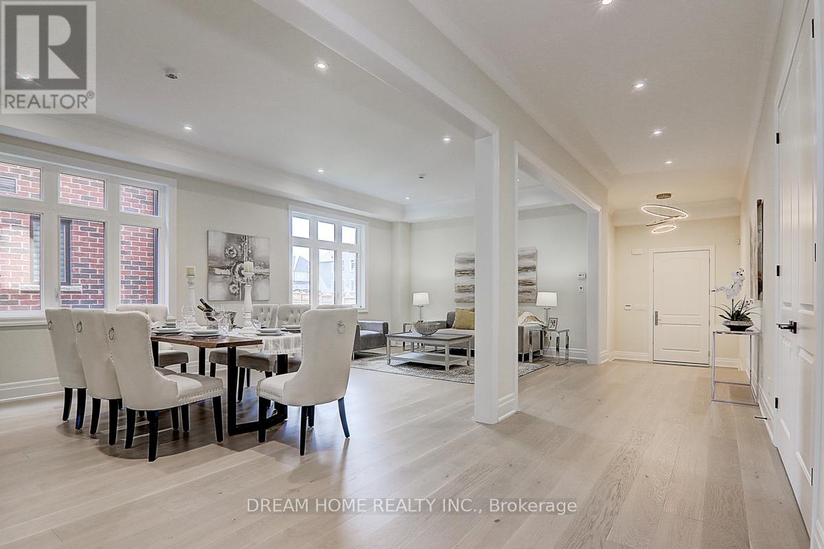 459 Via Romano Boulevard, Vaughan (Patterson), Ontario  L6A 5A5 - Photo 15 - N12404177