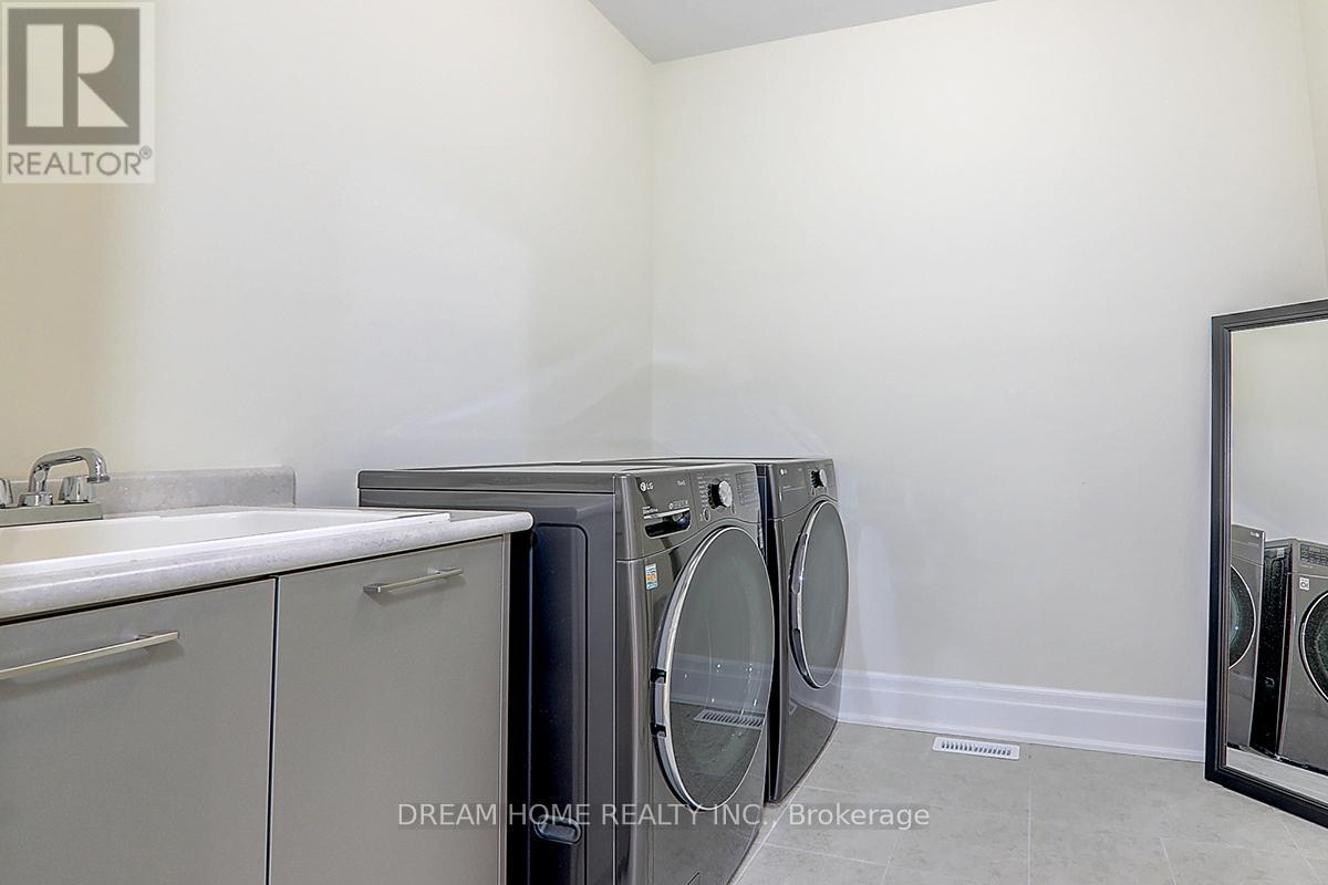 459 Via Romano Boulevard, Vaughan (Patterson), Ontario  L6A 5A5 - Photo 41 - N12404177